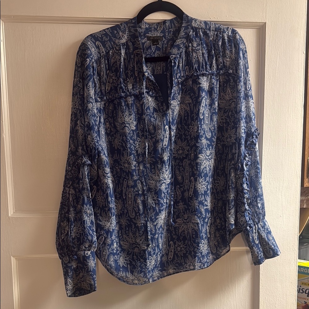 Ann Taylor 2 piece Navy Paisley Shirt and skirt set